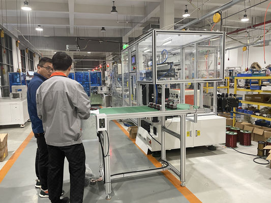 2 bobine di campo a poli Stator completamente automatico Statore avvolgente Statore fornitore