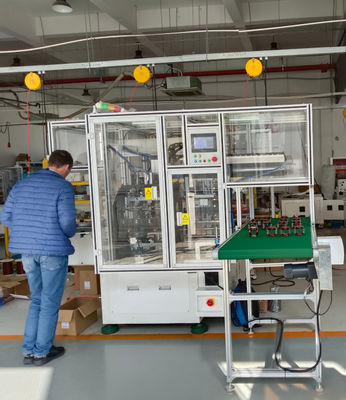 Attrezzatura di avvolgimento dello statore per utensili elettrici due poli 2 poli avvolgitore universale dello statore fornitore