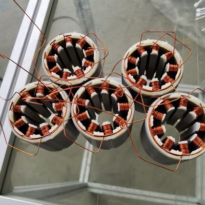 Macchina di avvolgimento a motore completamente automatica 8kw Avvolgimento a denti per statore rivestito fornitore