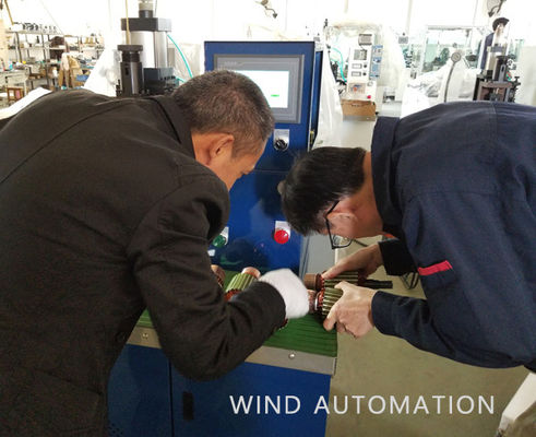 15KHz High Frequency Armature Commutator Spot Welding Fusing Hot Staking Machine (Motore di immagazzinamento a caldo con fusione) fornitore