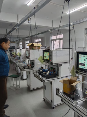 Macchina per la prova dello statore del motore a corrente continua con impianto pneumatico